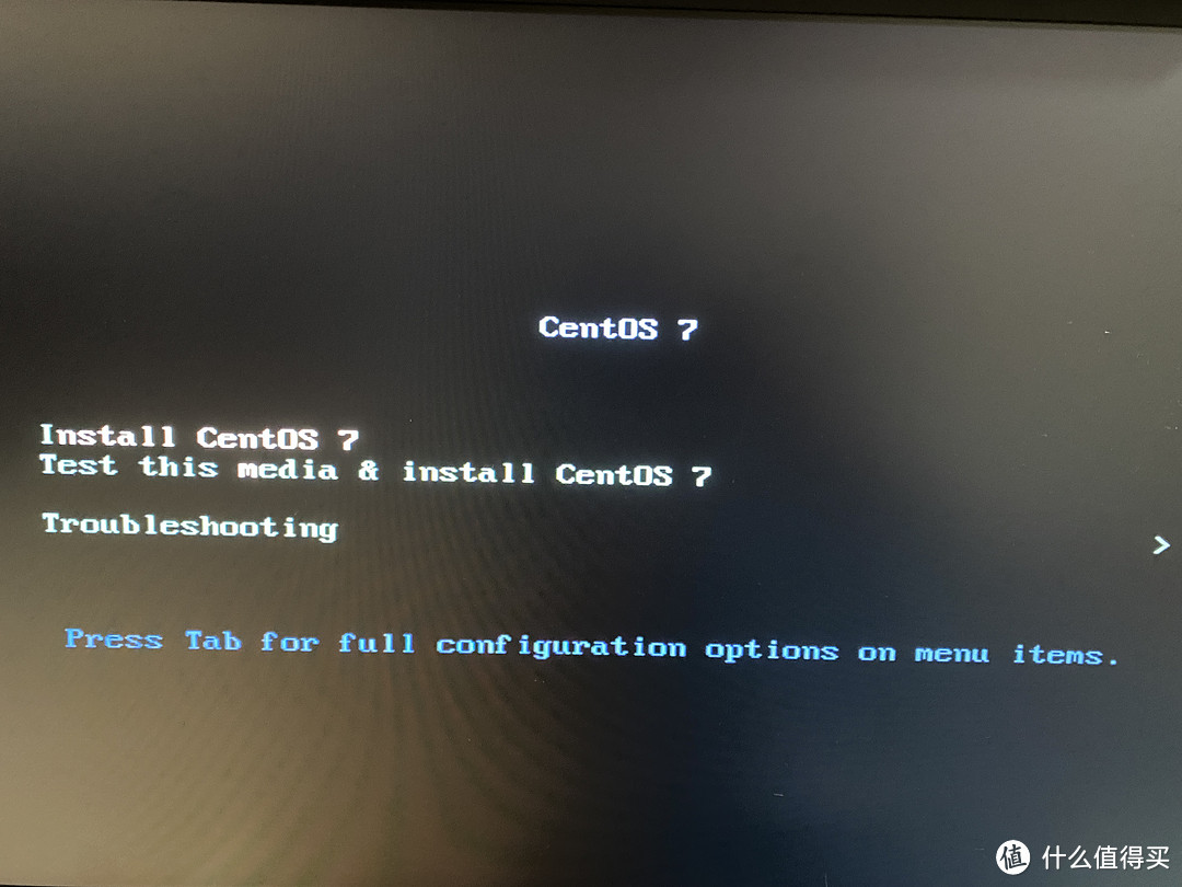 电脑安装Linux操作系统的步骤：CentOS 7系统安装步骤介绍